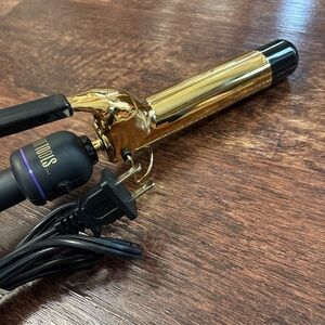 Hot Tools Gold Curling Iron with Multi-Heat Control - Great Condition